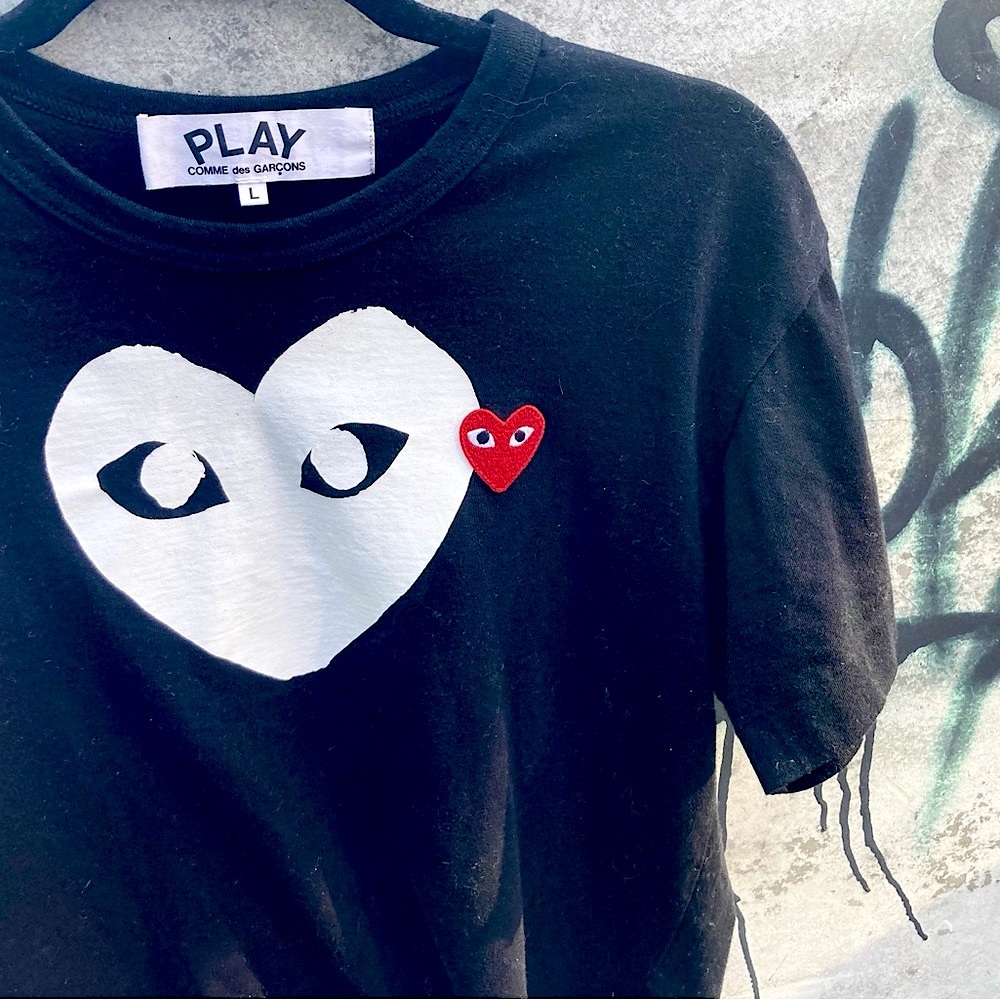 PLAY X-Ray Heart Large Tee UNISEX